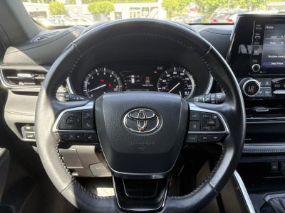 2021 Toyota Highlander XSE