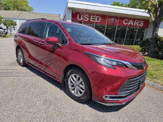 2022 Toyota Sienna XLE