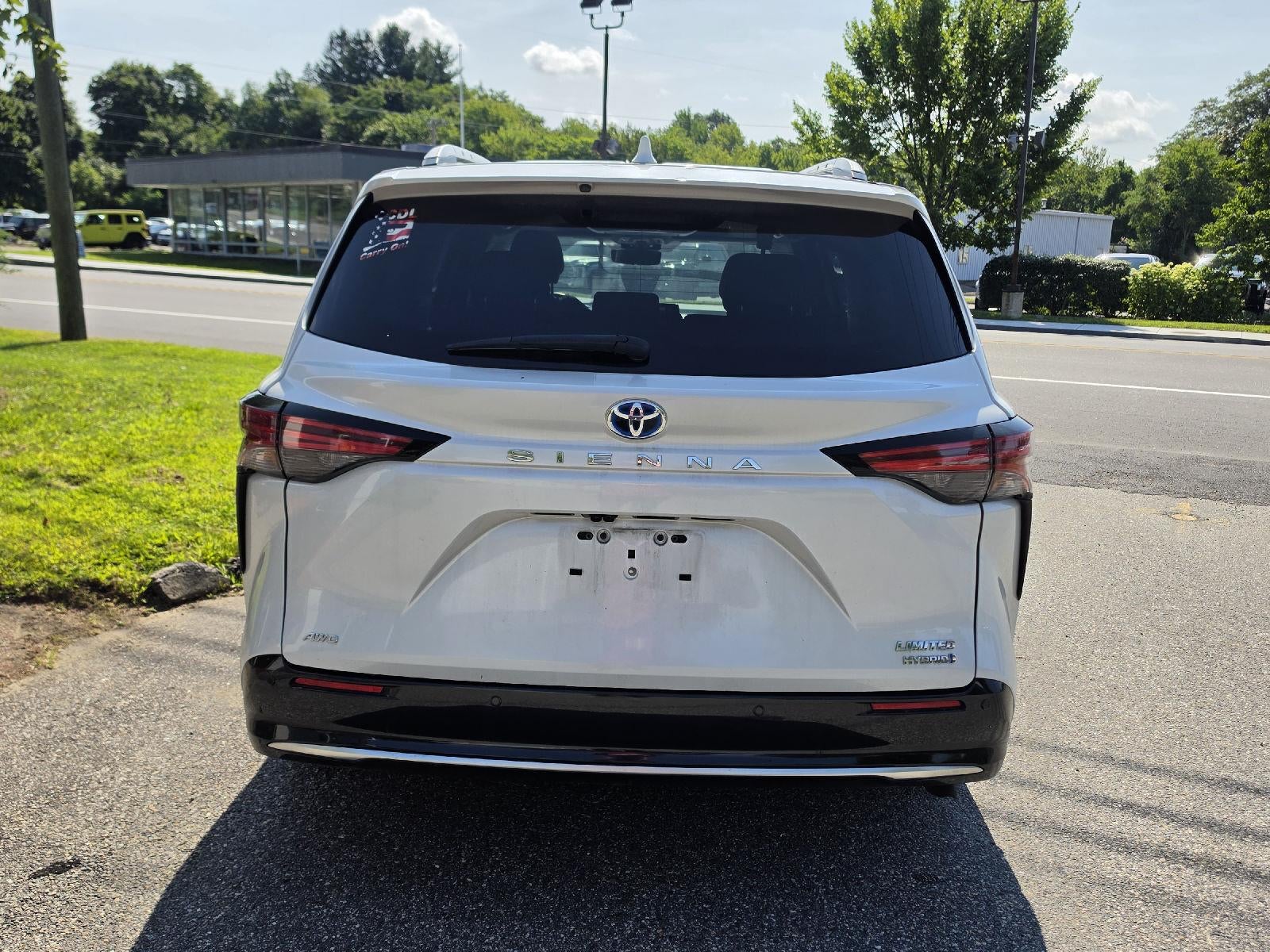 2023 Toyota Sienna Limited