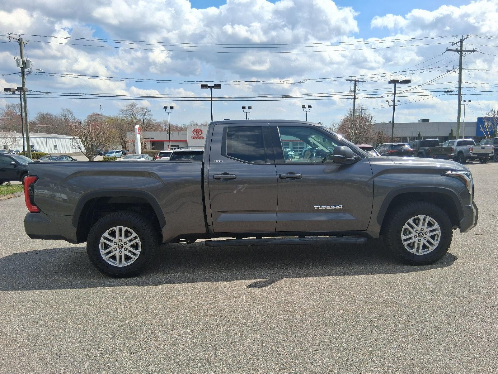 2022 Toyota Tundra SR5