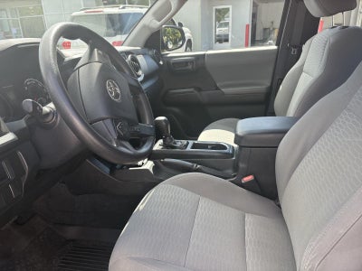2016 Toyota Tacoma SR