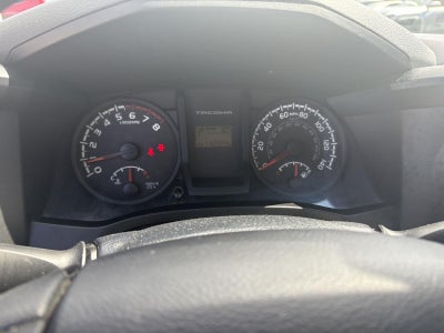 2016 Toyota Tacoma SR