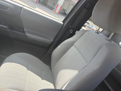 2016 Toyota Tacoma SR