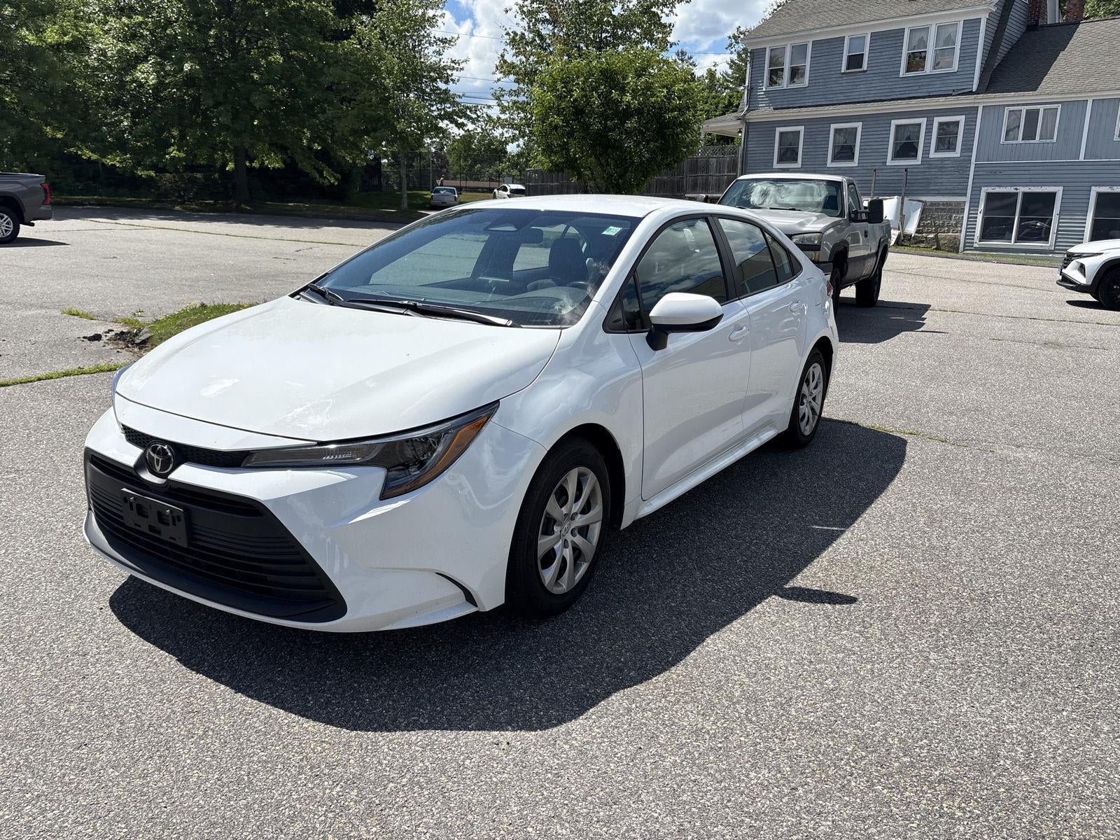 2025 Toyota Corolla LE