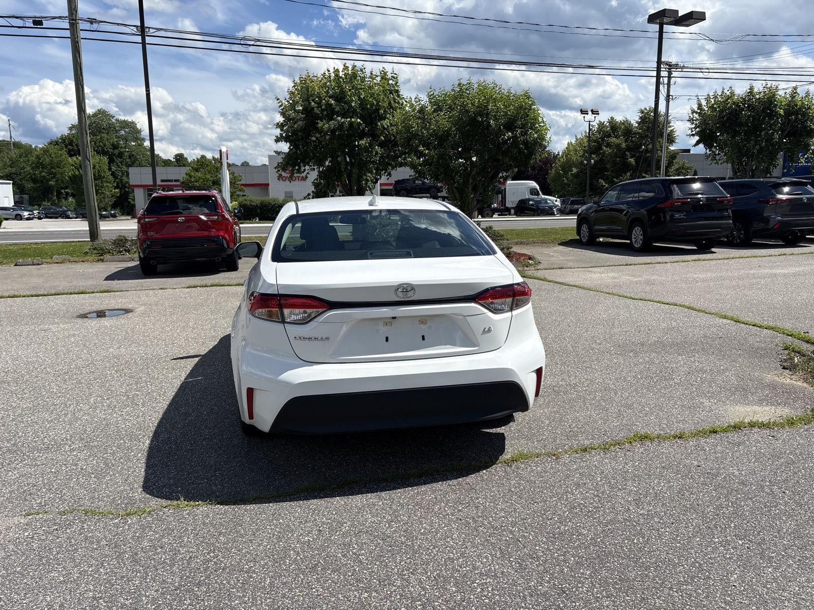 2025 Toyota Corolla LE