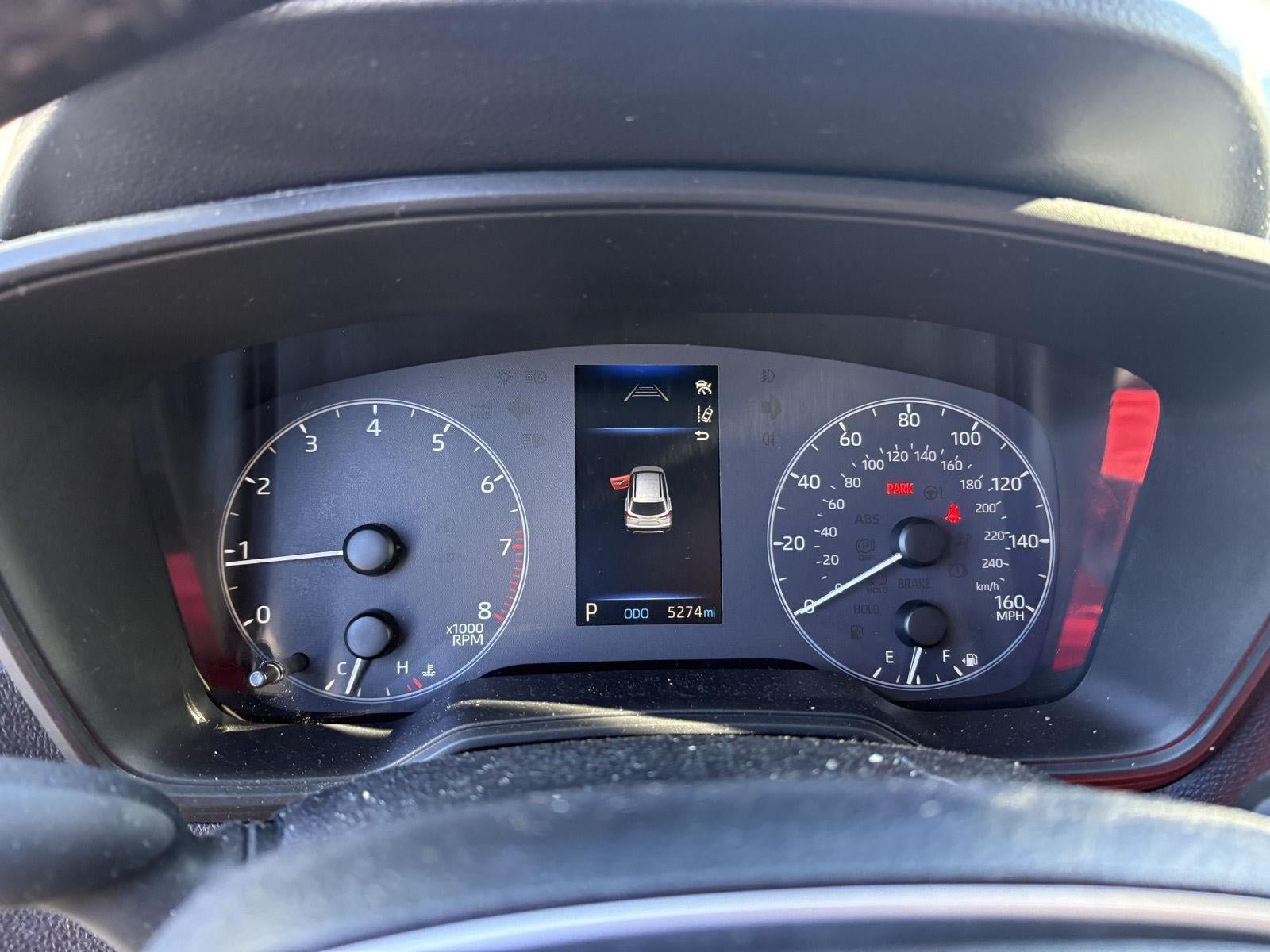 2023 Toyota COROLLA CROSS L LE