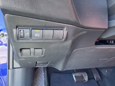 2023 Toyota COROLLA CROSS L LE