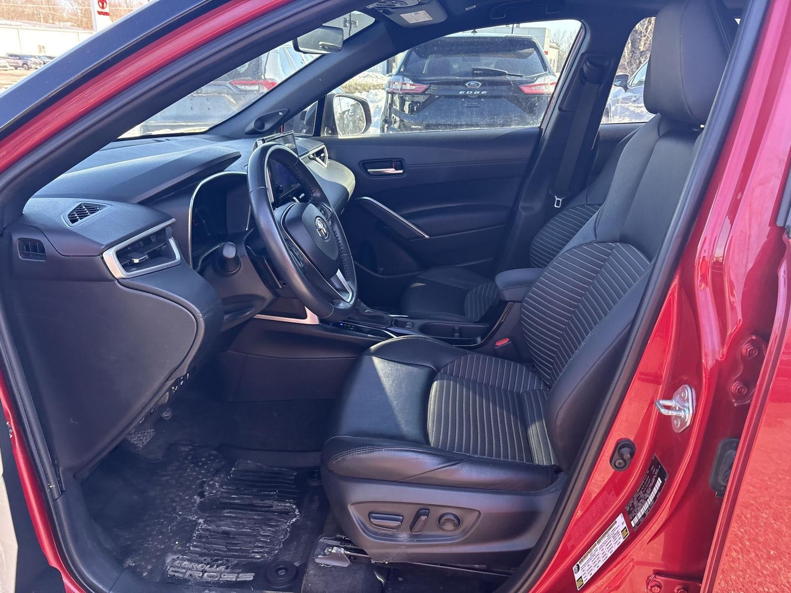 2023 Toyota Corolla Cross Hybrid XSE