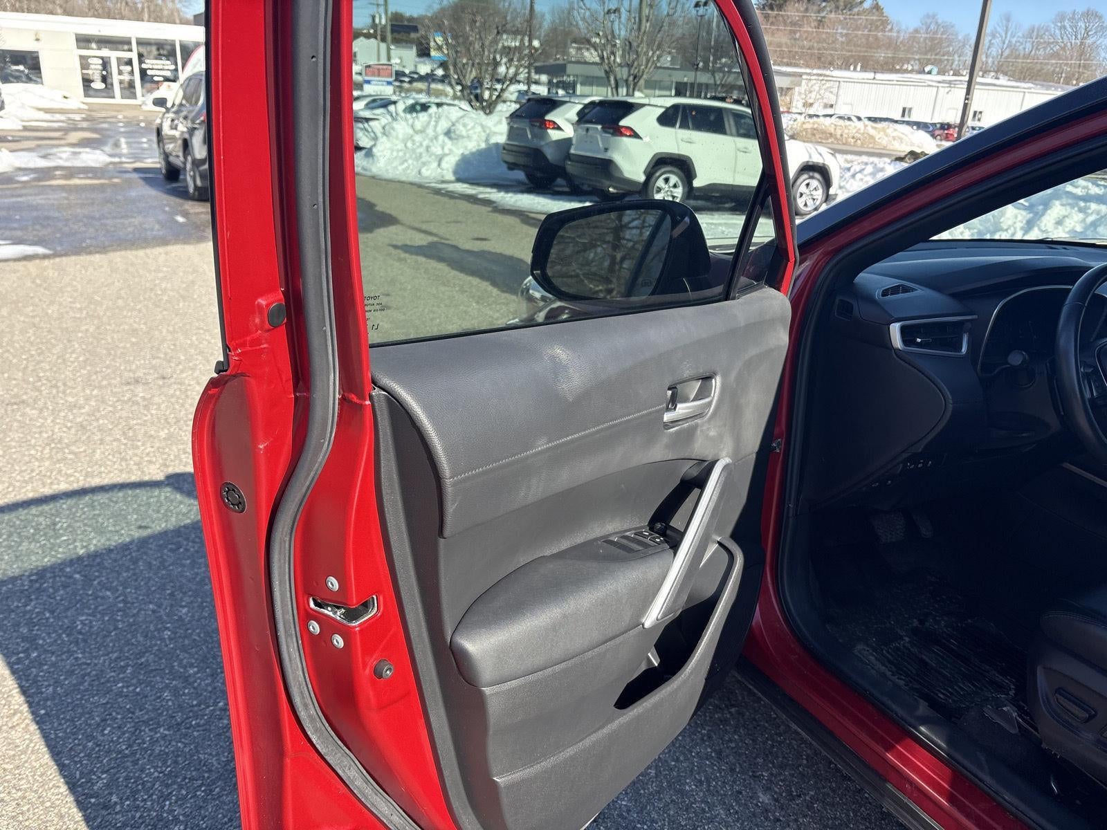 2023 Toyota Corolla Cross Hybrid XSE