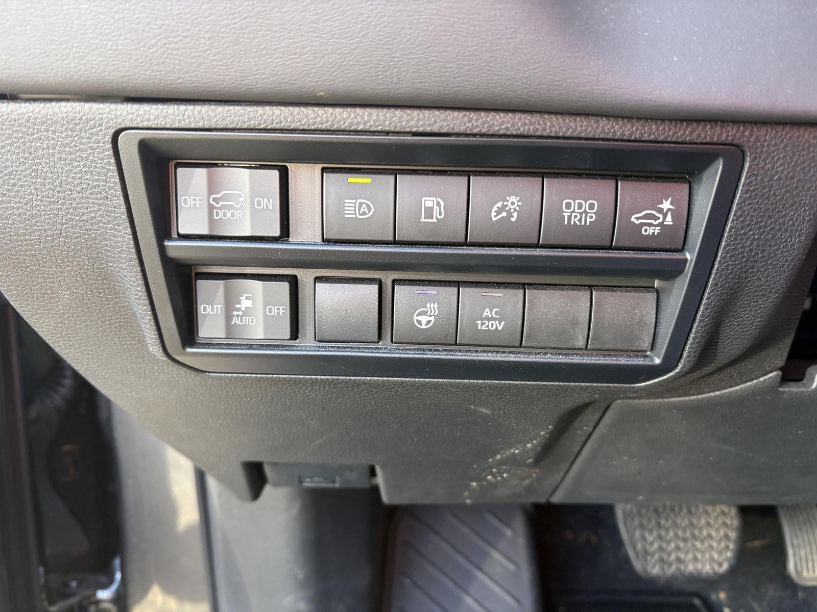 2023 Toyota Sequoia Platinum