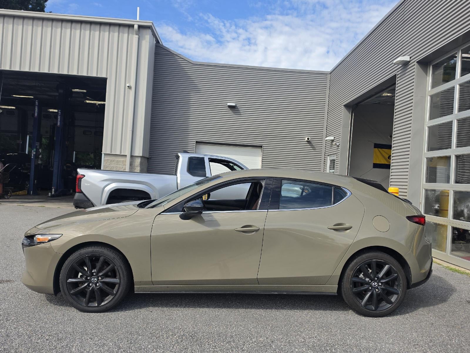 2024 Mazda Mazda3 Hatchback 2.5 Carbon Turbo
