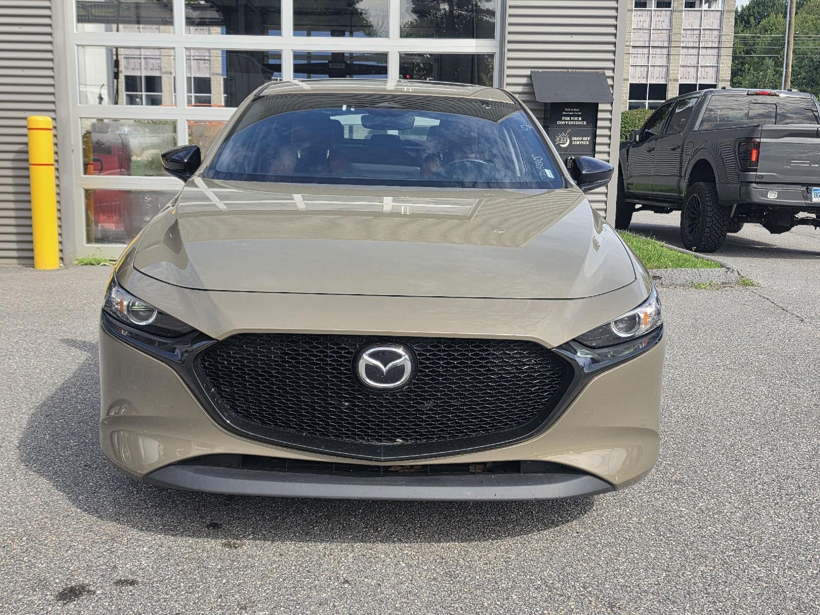 2024 Mazda Mazda3 Hatchback 2.5 Carbon Turbo