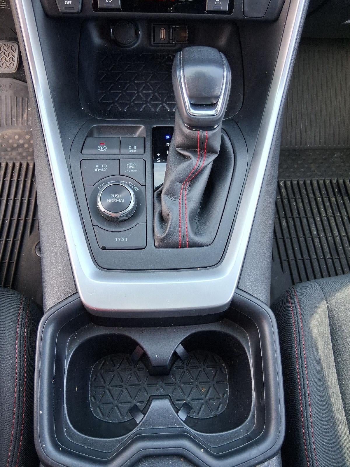2021 Toyota RAV4 Prime SE