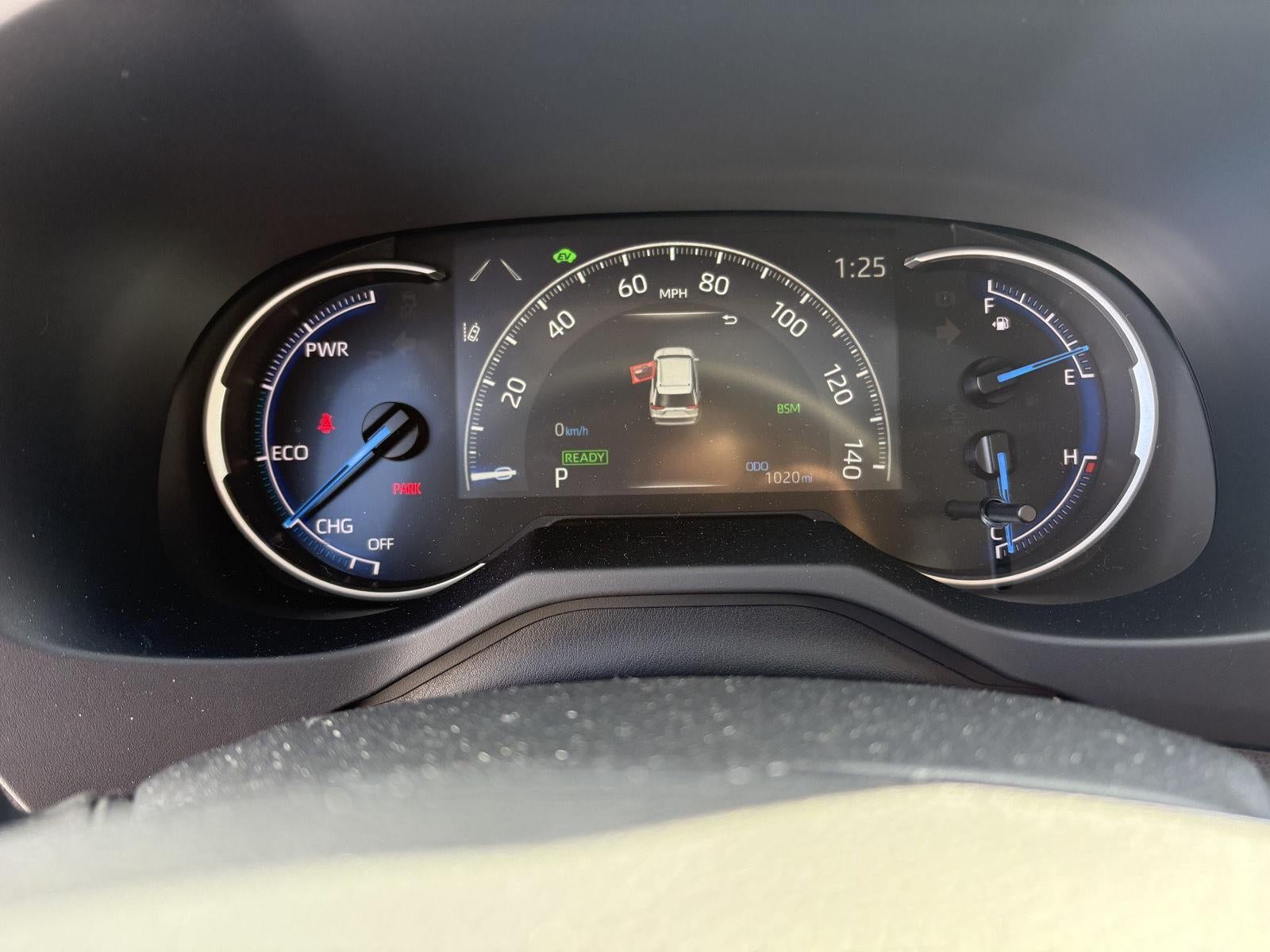 2025 Toyota RAV4 Hybrid XLE