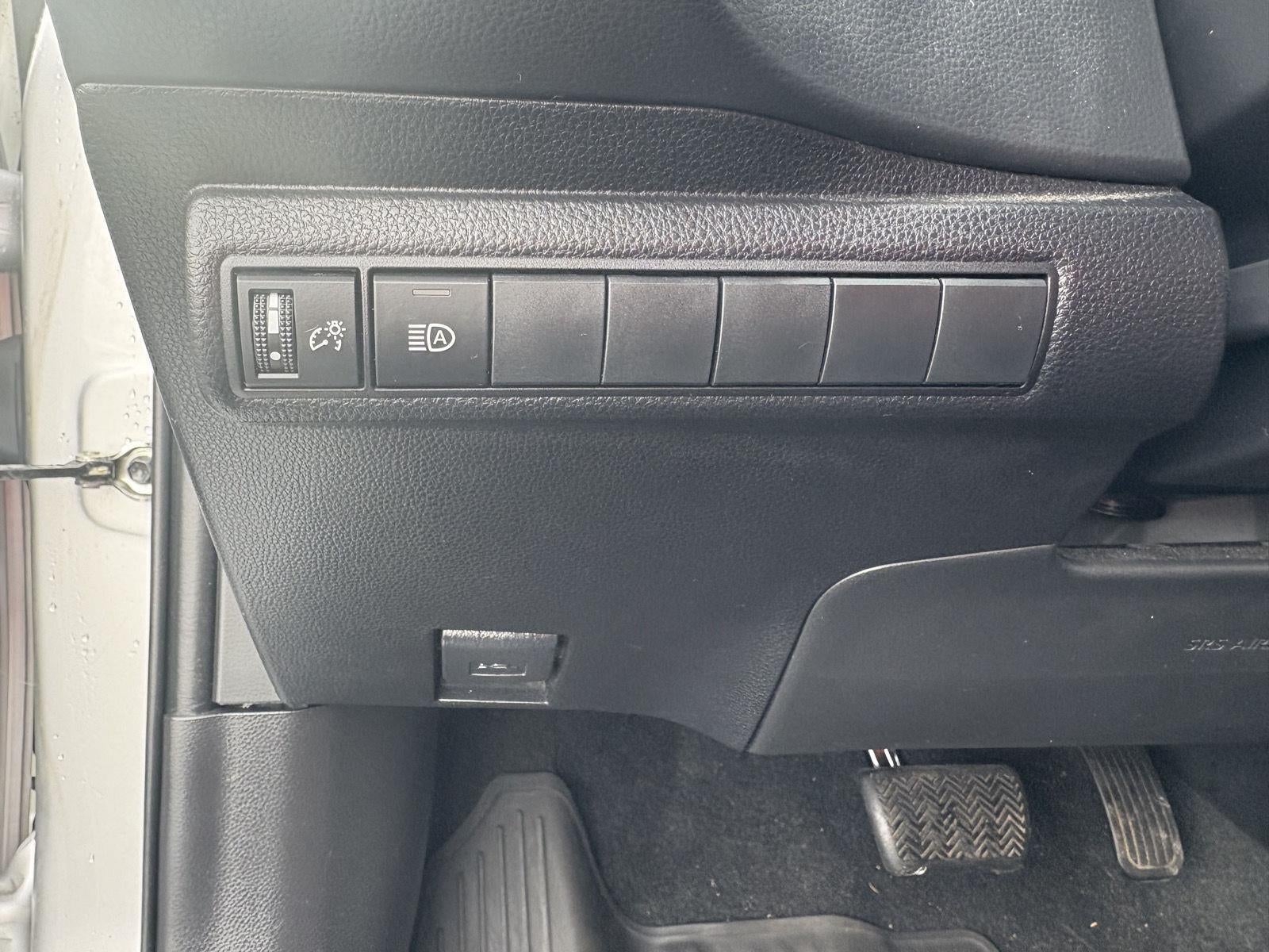 2022 Toyota Corolla Hatchback SE