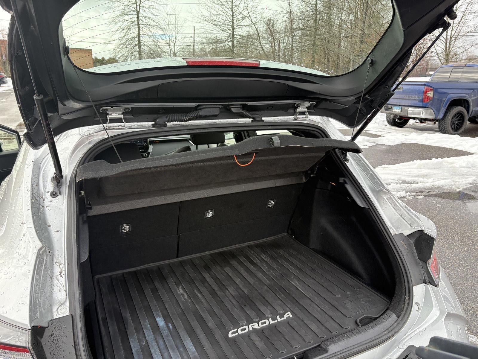 2022 Toyota Corolla Hatchback SE