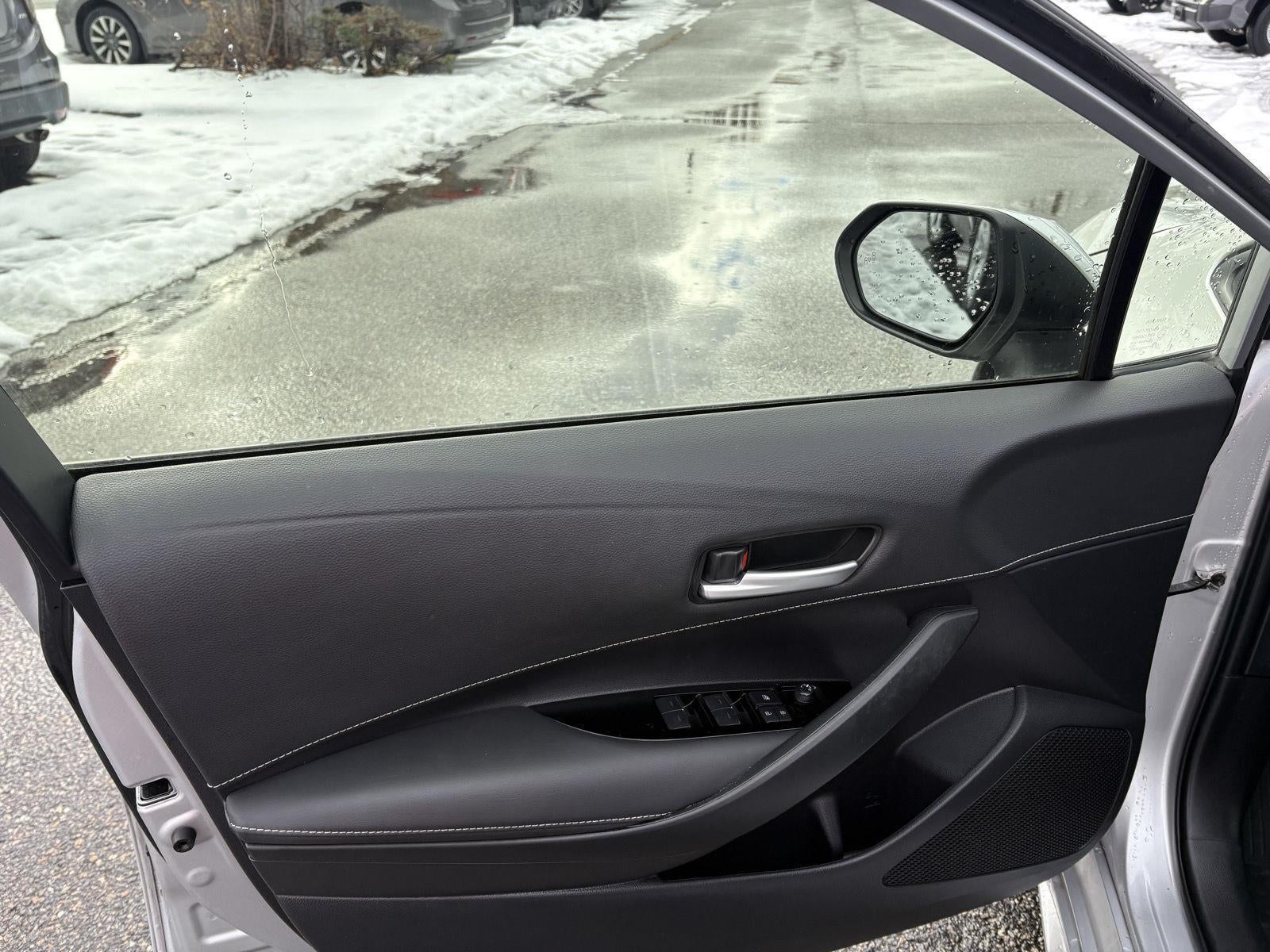 2022 Toyota Corolla Hatchback SE