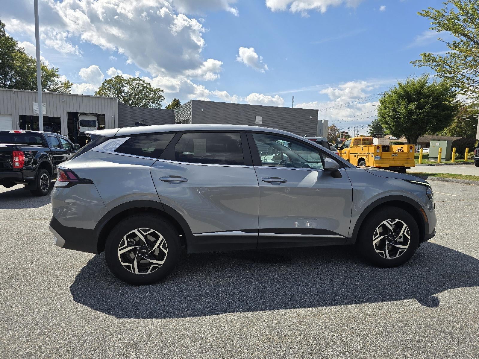 2024 Kia Sportage LX