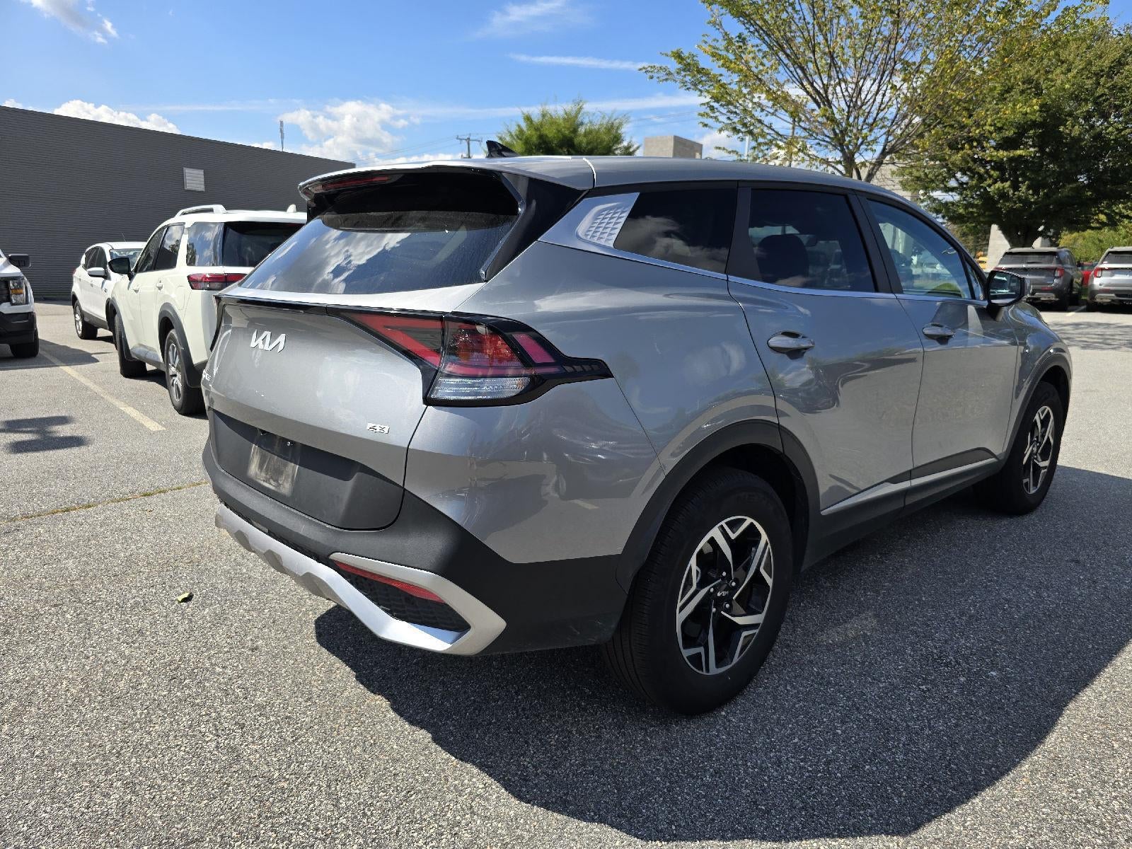 2024 Kia Sportage LX